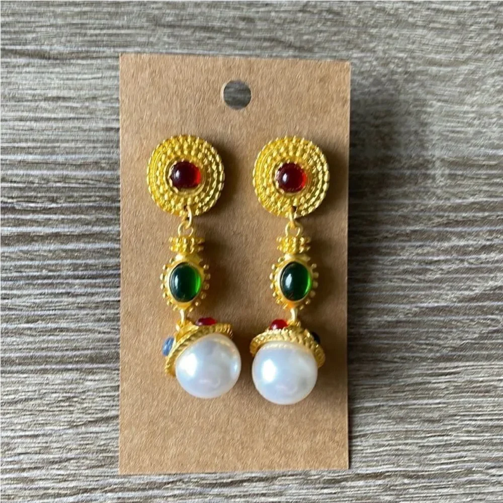 Vintage style drop earrings A1124